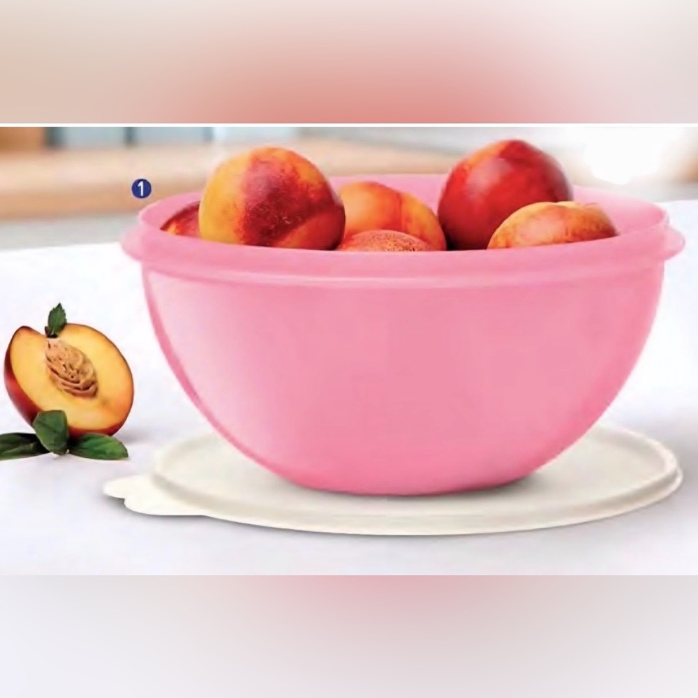 Stylish Pink Bowl with White Lid 1.8 L